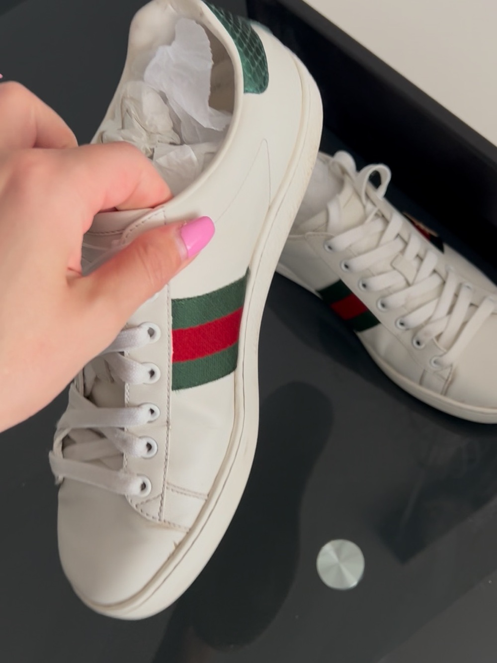 Gucci White Leather Classic Ace Sneakers - Picture 7 of 8